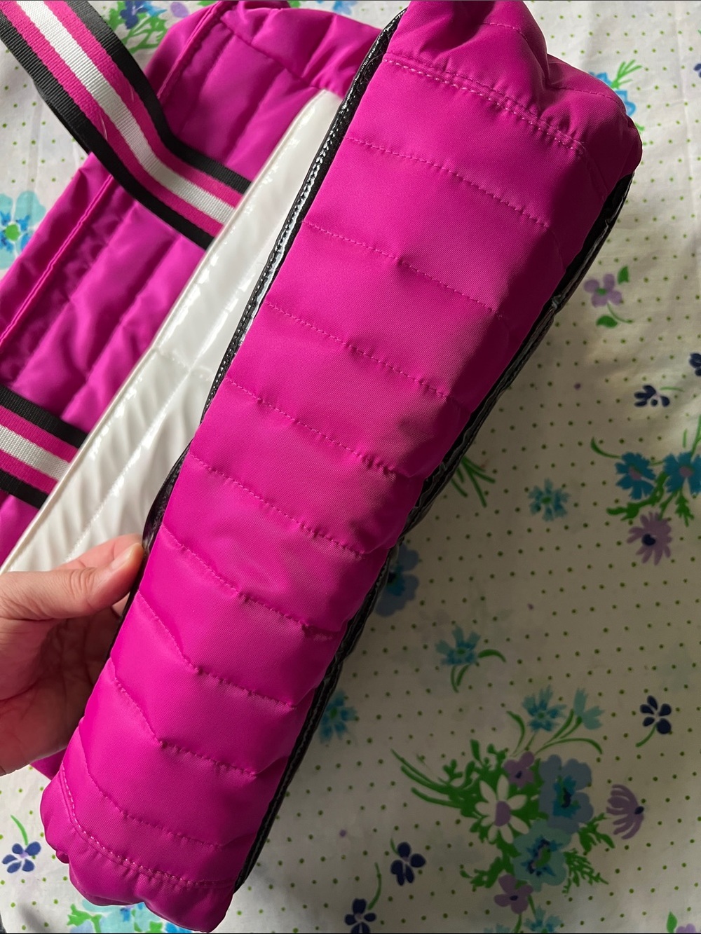 THINK ROYLN The Metro Tote & Crossbody SET - Picture 13 of 15